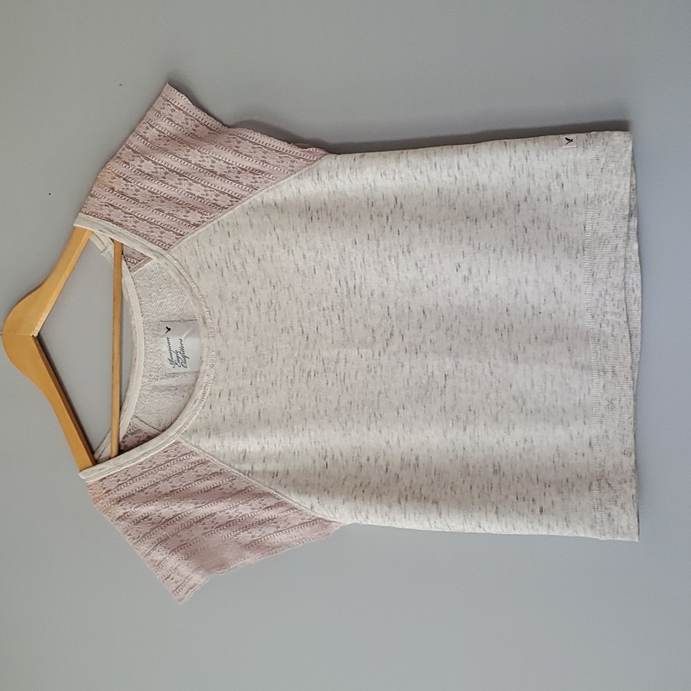 American Eagle Gray Tan Short Sleeve Scoop Neck Top Large